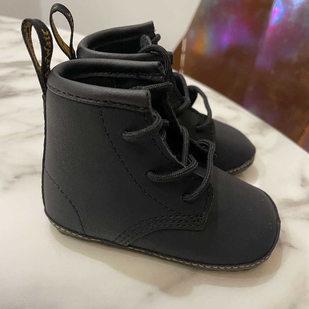 Infant Dr. Martnes booties